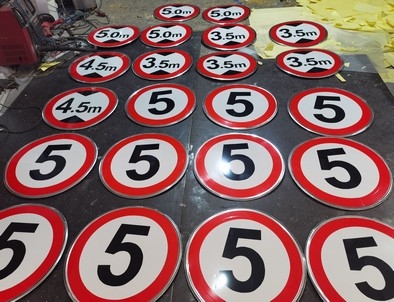 江苏江苏限速交通标牌厂家